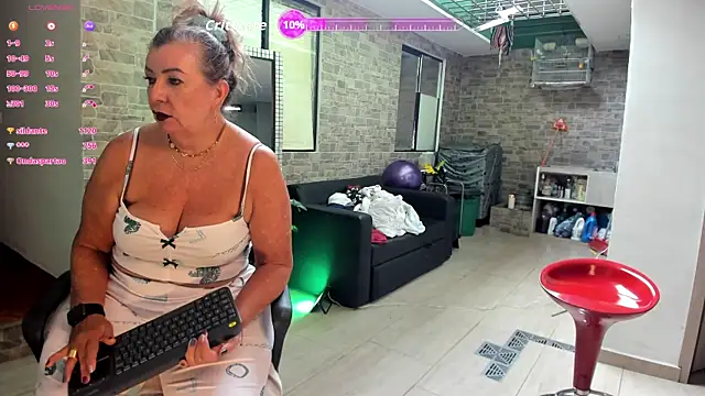  SARAI DUPONT online show from 2, 10, 2025