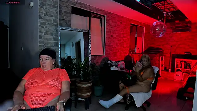 Snapshot of _SARAI_DUPONT chatting on 20, 6, 2026 SARAI DUPONT online show from 20, 6, 2026