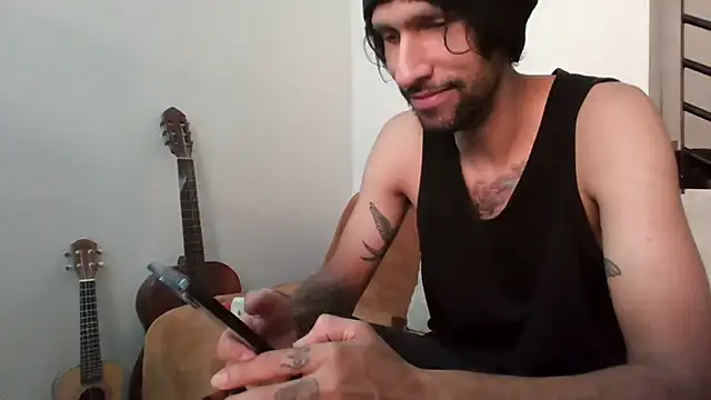 Snapshot of Alejandro92_cali chatting on 18, 6, 2026 Alejandro92 cali online show from 18, 6, 2026