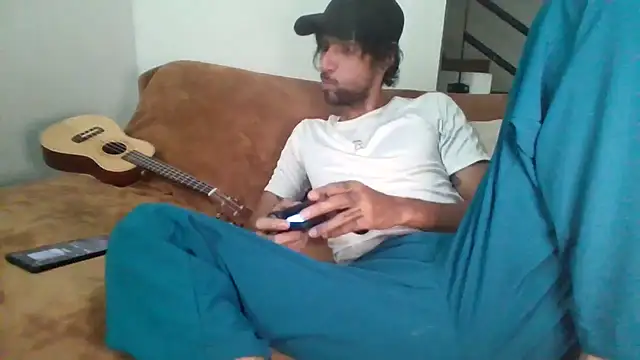 Snapshot of Alejandro92_cali chatting on 25, 6, 2026 Alejandro92 cali online show from 25, 6, 2026