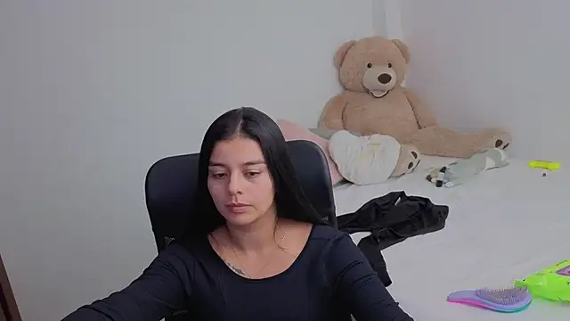 valerihouse online show from 27, 2, 2026