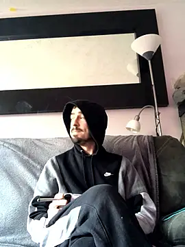 Snapshot of jaycoy22 chatting on 6, 1, 2026 jaycoy22 online show from 6, 1, 2026