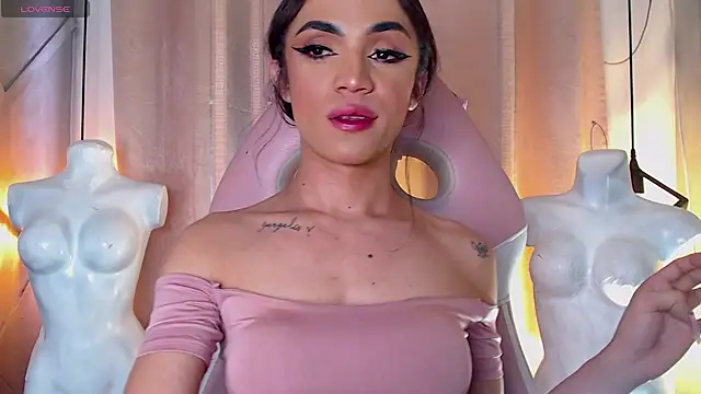 Cristal Gem1 online show from 16, 4, 2026