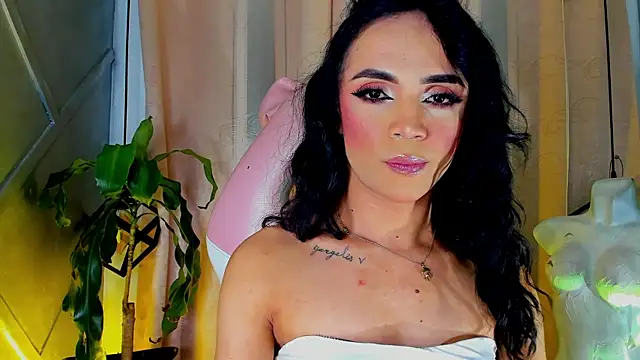 Cristal Gem1 online show from 5, 7, 2026