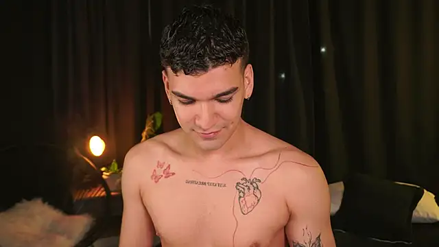 Snapshot of EROS_AND_ALAN chatting on 1, 2, 2026 EROS AND ALAN online show from 1, 2, 2026