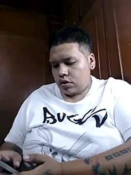 Yulian bigclit7 online show from 25, 4, 2026