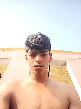 monster 33 online show from 27, 10, 2025