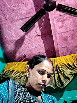 Pooja750 online show from 4, 12, 2025