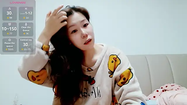 Snapshot of Annasweet- chatting on 4, 11, 2025 Annasweet- online show from 4, 11, 2025