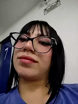 Snapshot of Kitty_Melodi chatting on 23, 10, 2025 Kitty Melodi online show from 23, 10, 2025