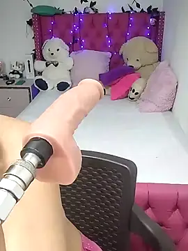 Snapshot of Kitty_Melodi chatting on 24, 3, 2026 Kitty Melodi online show from 24, 3, 2026