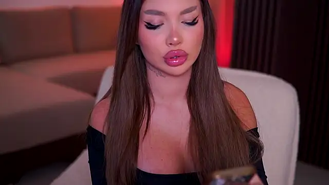 Snapshot of CassyeLips chatting on 20, 9, 2025 CassyeLips online show from 20, 9, 2025