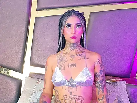 EmilieLake online show from 25, 9, 2025