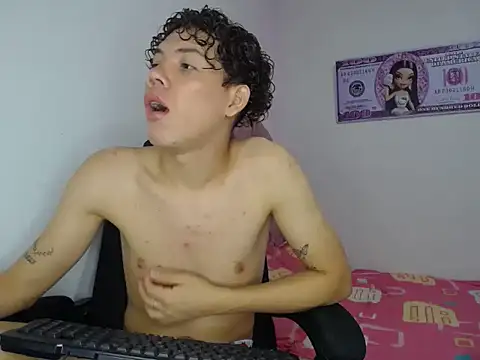 Snapshot of brutal_dirty_sex chatting on 16, 11, 2025 brutal dirty sex online show from 16, 11, 2025