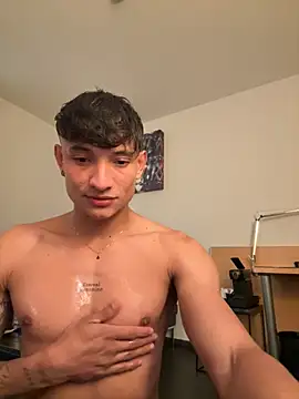 Snapshot of DavisFirb chatting on 4, 10, 2025 DavisFirb online show from 4, 10, 2025