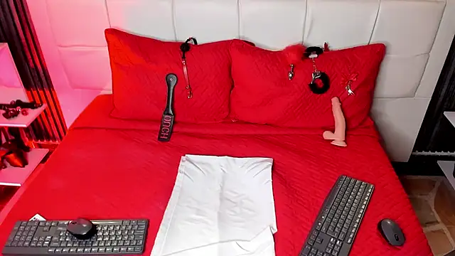 Violet sl4ve online show from 7, 11, 2025