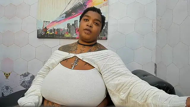 Anaa Fuentess online show from 8, 7, 2026
