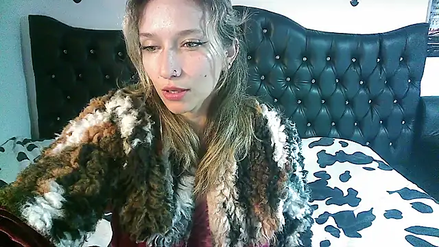 Snapshot of Licethf00x chatting on 15, 9, 2025 Licethf00x online show from 15, 9, 2025