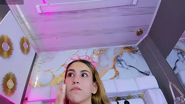 Natasha-Adams online show from 14, 3, 2026