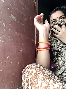 Snapshot of Idhika_Handoo chatting on 17, 9, 2025 Idhika Handoo online show from 17, 9, 2025