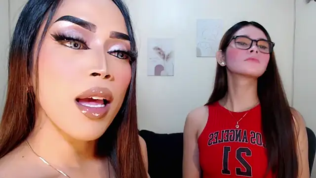 Snapshot of Lessandra_Lust chatting on 12, 9, 2025 Lessandra Lust online show from 12, 9, 2025