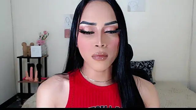 Snapshot of Lessandra_Lust chatting on 5, 10, 2025 Lessandra Lust online show from 5, 10, 2025