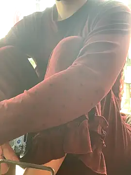 Tieuvi 18 online show from 5, 11, 2025