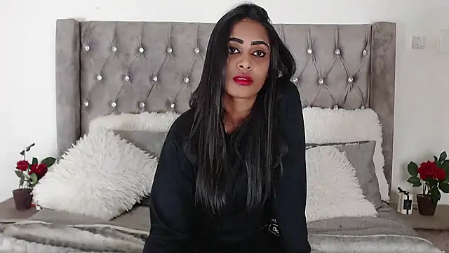 indianchic89 online show from 1, 3, 2025