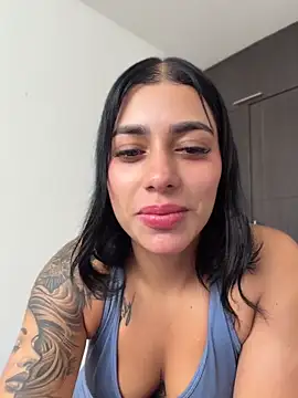 Snapshot of AlannaEvons chatting on 4, 5, 2026 AlannaEvons online show from 4, 5, 2026