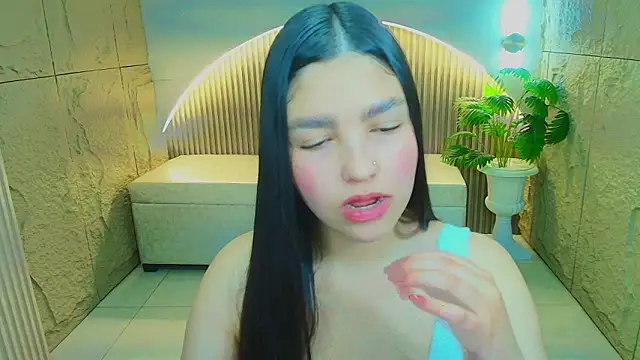 luna  r online show from 15, 10, 2025