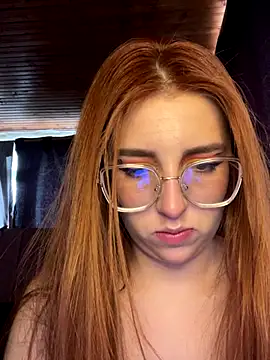 CoraVibes online show from 31, 10, 2025