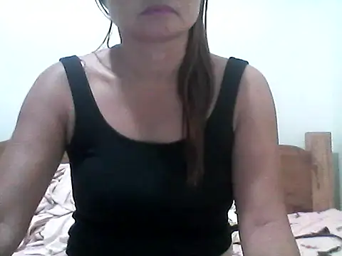 nathalie0045 online show from 12, 4, 2026