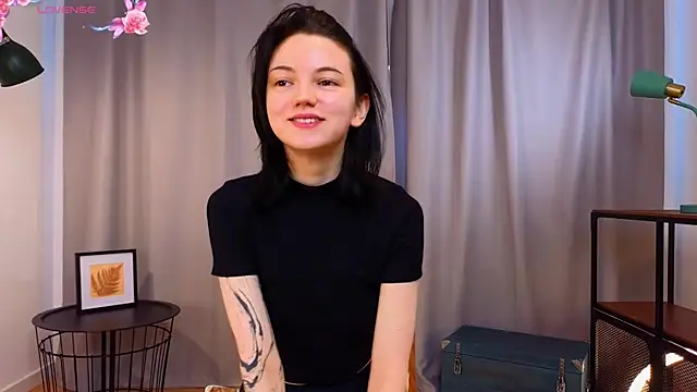 Snapshot of PamilaGrassle chatting on 22, 9, 2025 PamilaGrassle online show from 22, 9, 2025