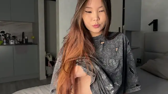 iamyuki online show from 26, 6, 2026