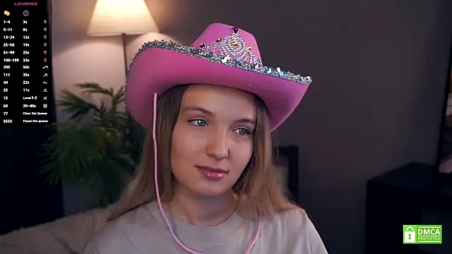 HongTomczak online show from 30, 10, 2025