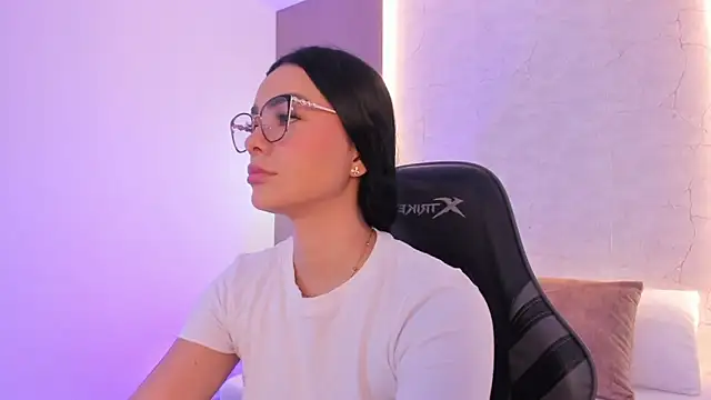 emily tolson online show from 5, 3, 2026