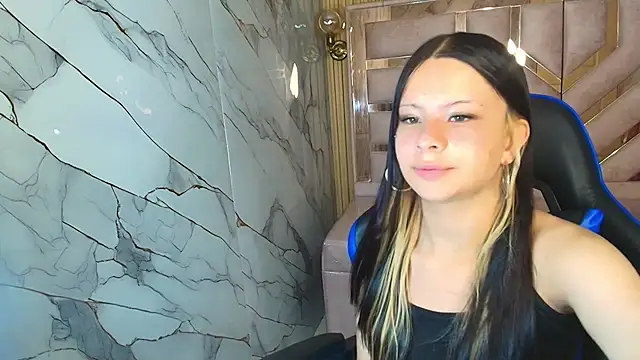 Nanncy r  online show from 12, 10, 2025