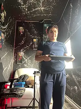 Snapshot of IanGilbert chatting on 11, 9, 2025 IanGilbert online show from 11, 9, 2025