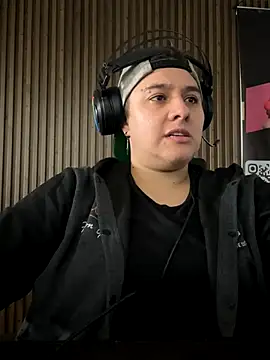 Snapshot of IanGilbert chatting on 16, 9, 2025 IanGilbert online show from 16, 9, 2025