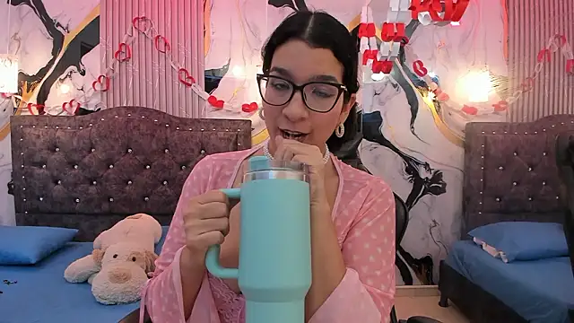 GiaCutee online show from 26, 2, 2026