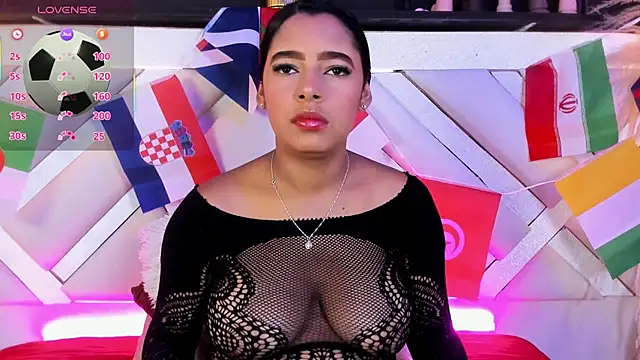 Snapshot of Zoe-Johnson_ chatting on 12, 7, 2026 Zoe-Johnson online show from 12, 7, 2026