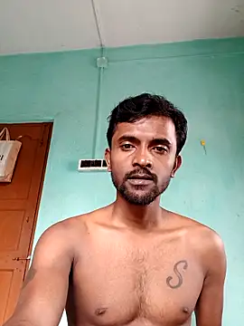 Snapshot of ShinuRoy chatting on 6, 11, 2025 ShinuRoy online show from 6, 11, 2025