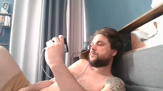 Titilouonlyf69 online show from 27, 4, 2026