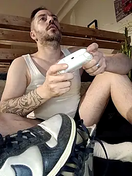 Snapshot of branletteur chatting on 5, 2, 2026 branletteur online show from 5, 2, 2026