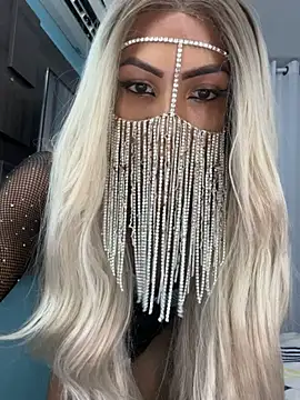 gataloiraa online show from 2, 4, 2026