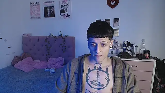 Snapshot of 2cyboy_ chatting on 11, 9, 2025 2cyboy online show from 11, 9, 2025