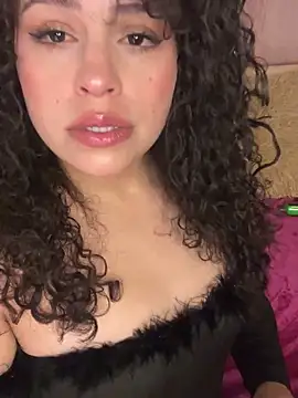 Snapshot of Mya_lorenz chatting on 18, 12, 2025 Mya lorenz online show from 18, 12, 2025