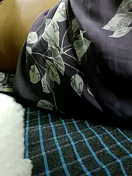 Snapshot of Hot_pooja55 chatting on 14, 9, 2025 Hot pooja55 online show from 14, 9, 2025