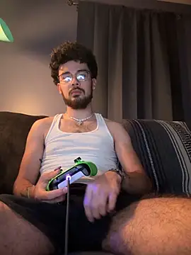 Snapshot of bigbrownpleasure chatting on 21, 9, 2025 bigbrownpleasure online show from 21, 9, 2025