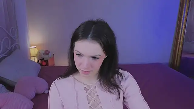 Loona Eclipse online show from 19, 9, 2025